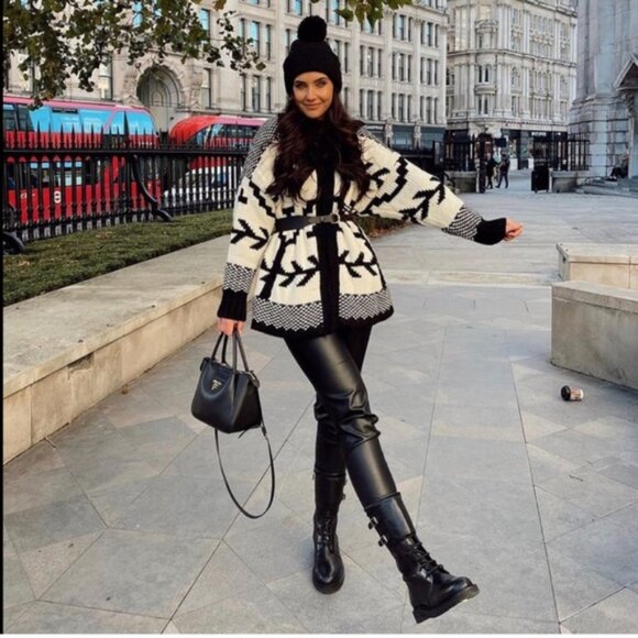 NWT ZARA Jacquard Cardigan Ecru Black M Blogger’s Favorite - Picture 12 of 16